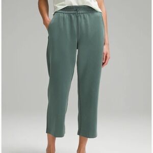 Lululemon softstreme crop